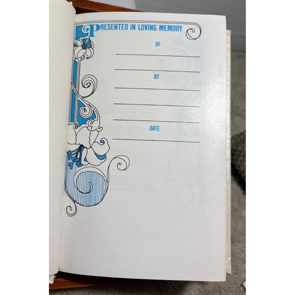 Holy Bible Memorial Edition Illustrated In Wood Box With Jesus Image 9.5 x 6.5" - Picture 12 of 16